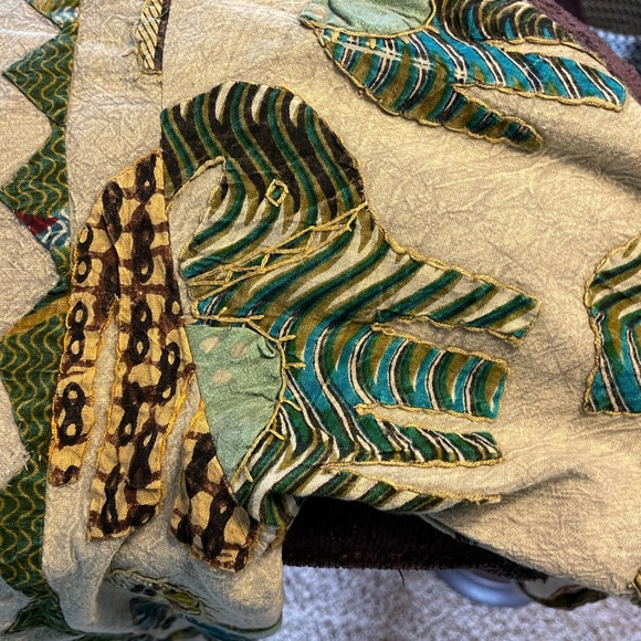 Women’s designer jacket. Made in India. Lots of hand stitching. Medium size. - Picture 8 of 9